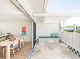 Ornos, 1-14 Market St - ducted air con, cot, highchair, Linen and Bed Making, hotel in Fingal Bay