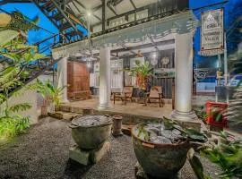 Secret Beach Ahangama