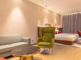 Borrman Hotel Guilin Railway Station Two Rivers and Four Lakes