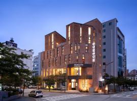 Boutique Hotel BomBom, hotel near Fantasy Cup Museum, Gangneung