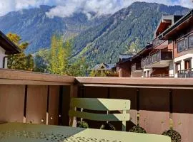 Au cœur de Chamonix, La Ginabelle, Calme avec Piscine, Sauna et Garage