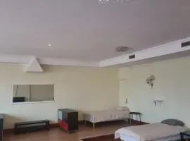 Rentalux Hostel - Private Dormitory room for large group