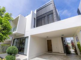 Laguna Parkside by Triple8 Asia, hotel v destinaci Laguna Phuket