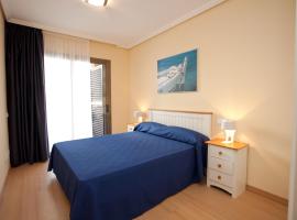 Apartamentos Port Cambrils, hotel v destinaci Cambrils