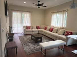 2 bedroom 2 Baths Huge Living Close to downtown Alameda County Fair Ground, khách sạn ở Pleasanton