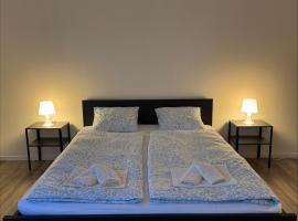 zentrale Ferienwohnungen in Frutigen, hotel in Frutigen