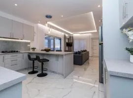 Villa Orizzonte- First Floor Apartment