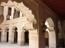 Ahmadia Heritage Hiba Guest House - Built in 1916 - Al Ras Metro Station
