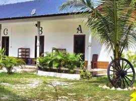 White Beach Hostel