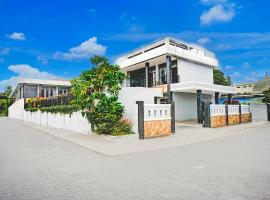 OYO 94785 Diana Homestay Syariah, hotel em Sunggal