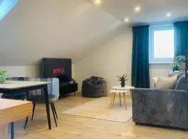 Yello Homes - 4 guests - 3 rooms - city view