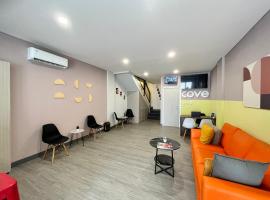 Cove Anasera, hotel in Jombang