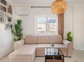 Modern 1 Bedroom W Terrace-Arribat Center