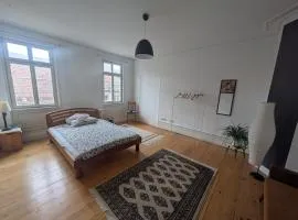 Einzelzimmer mit Altbau Charme