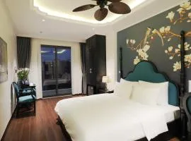 Royal Hotel - Trinh Van Bo, Nam Tu Liem