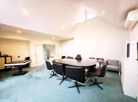 Deepdene 6BR 3BA Large house - Poker Entertainment Room