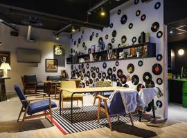 Mercure Reims Parc Des Expositions, ξενοδοχείο σε Ρενς