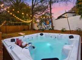 Sleeps 16, Hot Tub, Fire Pit, Walk 2 Beltline/DT