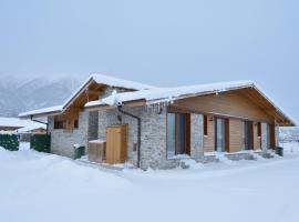 Villa Letizia & Raphael w Sauna near Pirin Golf Resort, Hotel in Bansko