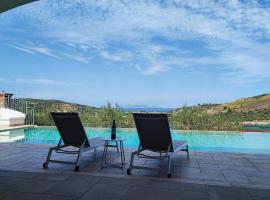 Cozy Home In Rodi Milici With Wifi, Hotel in Rodi