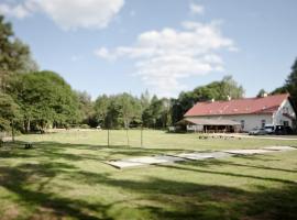 Leśna Stacja, hotel in Wieck
