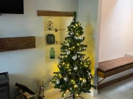 Brock cottage Tideswell newly modernised in heart of Peak District National Park