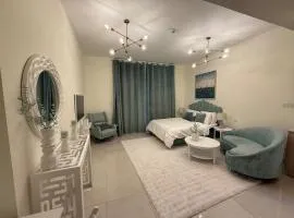 Canal View Studio AG Tower