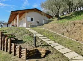 Cozy Home In Massarosa