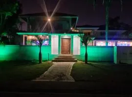 THE SEA BREEZE GUEST HOUSE & VENUE HIRE, 11 on SHELBOURNE