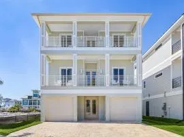 Gorgeous 6 Bedroom New Build 261 Carolina Ave- Heated Pool home