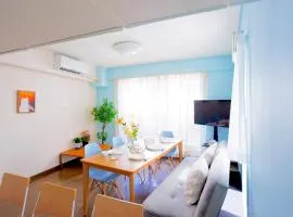 MIKO'S HOUSE SETAGAYA, SHINJUKU 10min, Tranquil Hideaway, Lucky Cat Temple, Super Market 新宿10分 下北沢2km 喧騒から離れた隠れ家, 招き猫の豪徳寺 あなたの東京の家