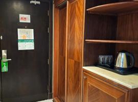 فندق وفاق صدقي, ξενοδοχείο σε Al ‘Azīzīyah