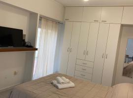 Monoambiente Supercéntrico! San Martín 436, hotel i Tandil