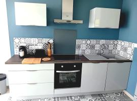 appartement centre de Plénée-Jugon, ξενοδοχείο σε Plénée-Jugon