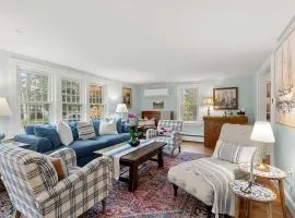 Game Room Central AC 4 mins to Craigville Beach