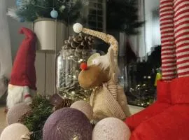 Few Steps to the Bay