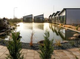 Armonia de pe lac, hotel in Buzău