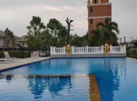 Venice 3 bedroom, 3 bathroom, single family villa