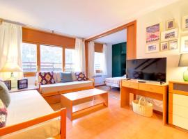 Apartamento Corazon de la Naturaleza, ξενοδοχείο σε Salardu