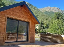 Le chalet des Écrins, hotel a Valbonnais