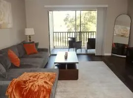 Waterfront Retreat in Tampa 2B2B with River Views