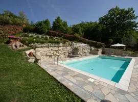 Historic Farmhouse In The Tuscan Hills