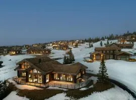 Luxurious Log Cabin At Mostertoppen