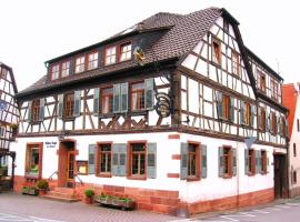 Goldner Engel, Restaurant - Hotel - Metzgerei, отель с парковкой в городе Laudenbach