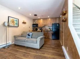 Winter Park Condo with Fireplace and Mountain Views