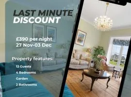 Luxury pair of Georgian apartments, hot tub, sea views, sleeps 12