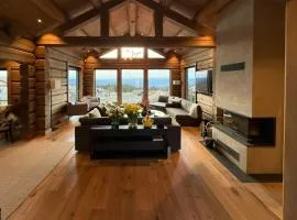 Luxurious Log Cabin At Mostertoppen