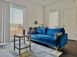 Luxury New 2B2B Private Balcony 542Blvd