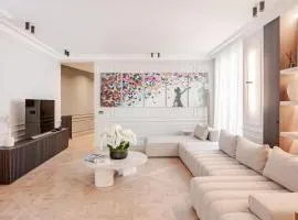 Luxury Apartments entirely next to the Eiffel Tower - Paris