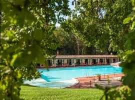 Borgo San Luigi, hotel en Monteriggioni